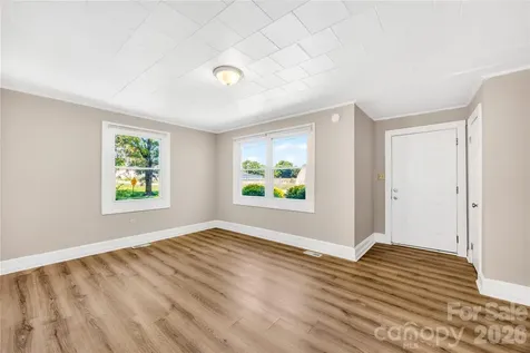 3635 2nd Avenue SW Hickory NC 28602
