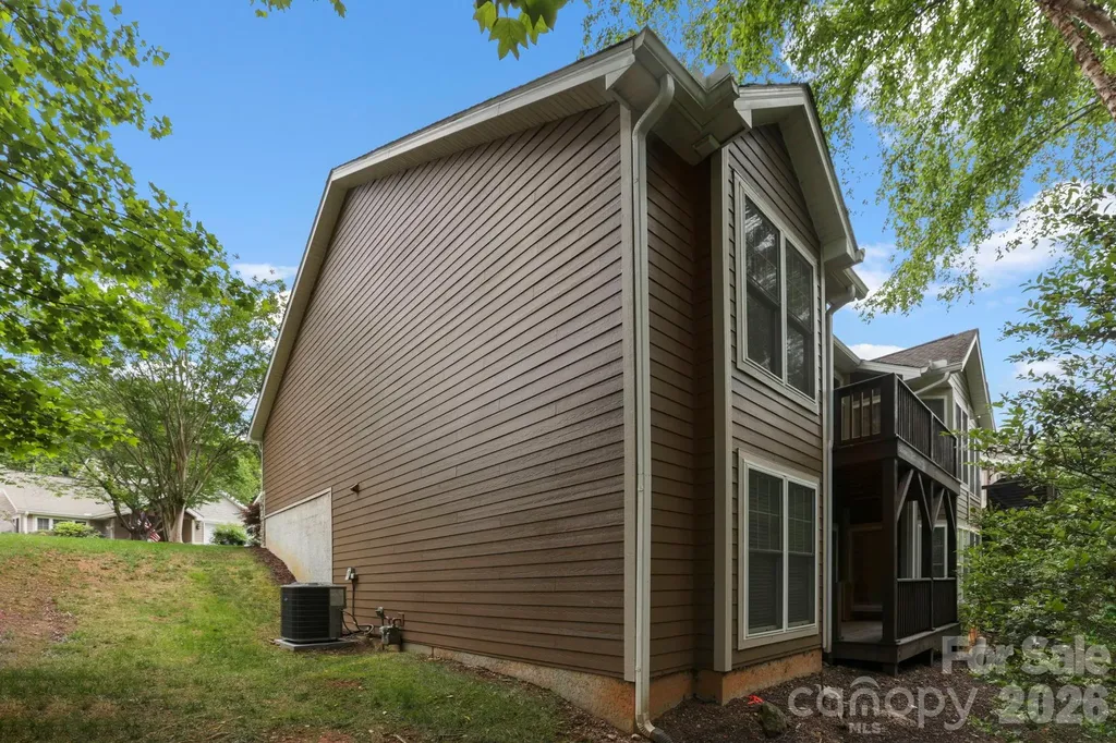 15 Kaylor Drive Arden NC 28704