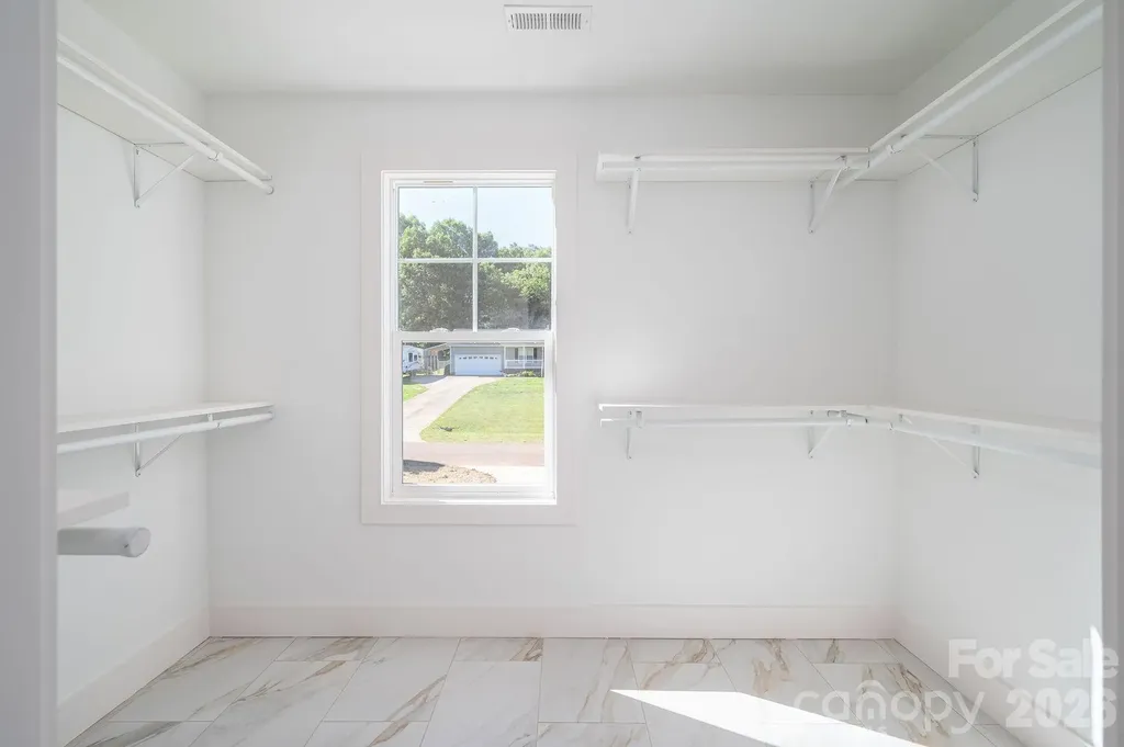 1084 Lyndsey Brook Court Lincolnton NC 28092