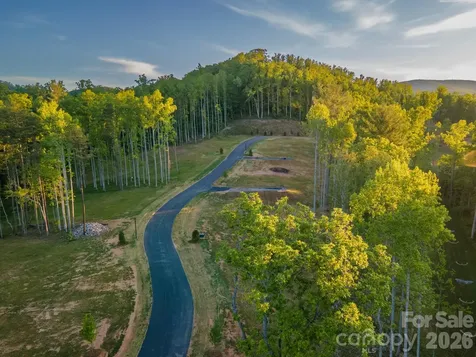 416 Irvine Drive Fairview NC 28730