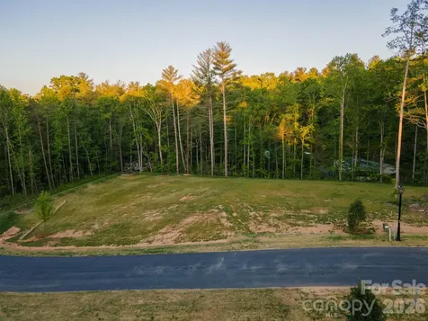 416 Irvine Drive Fairview NC 28730