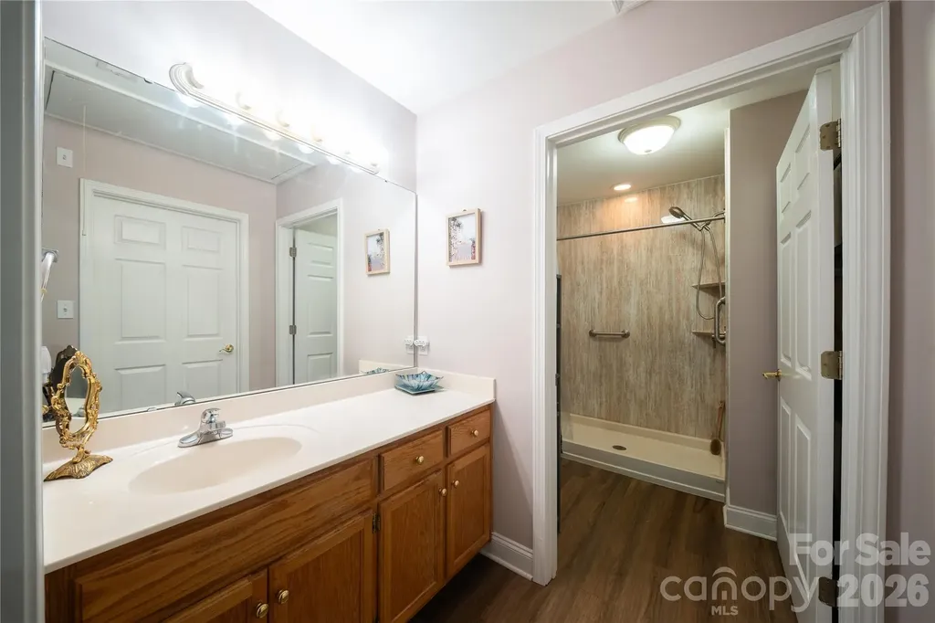 5005 Roseboro Court Lowell NC 28098