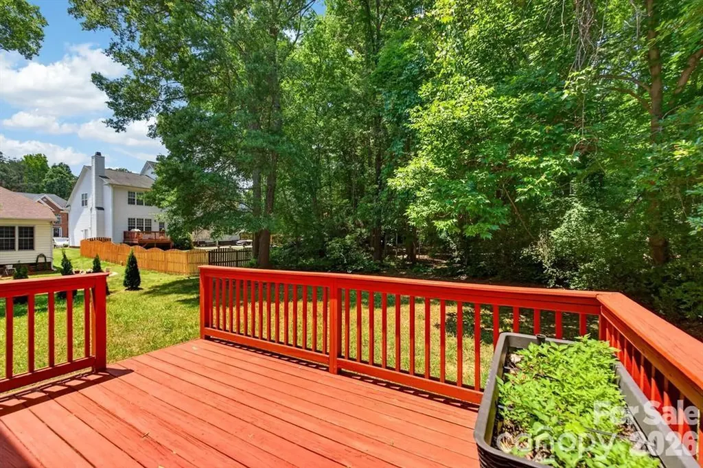 11005 Chilcomb Court Charlotte NC 28262