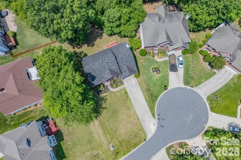 11005 Chilcomb Court Charlotte NC 28262