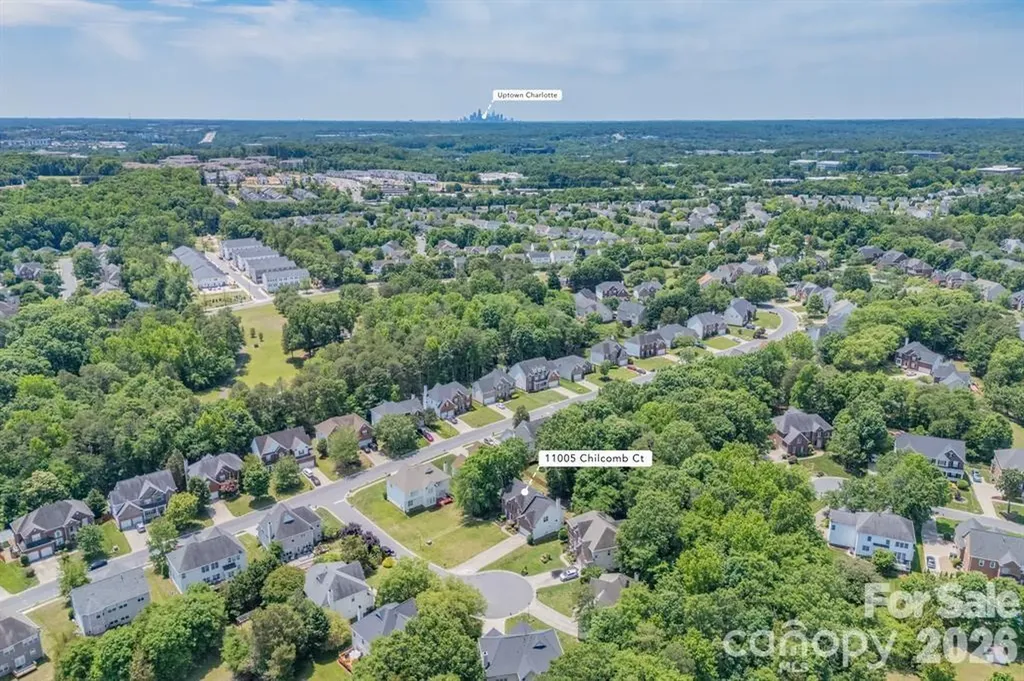 11005 Chilcomb Court Charlotte NC 28262