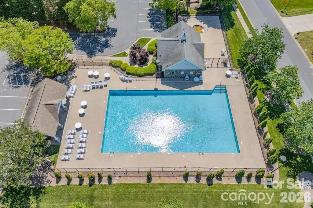 11005 Chilcomb Court Charlotte NC 28262