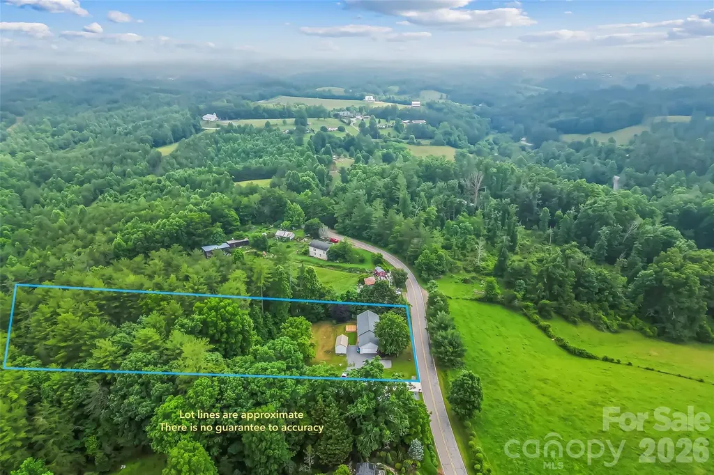 2610 Bear Creek Road Marshall NC 28753