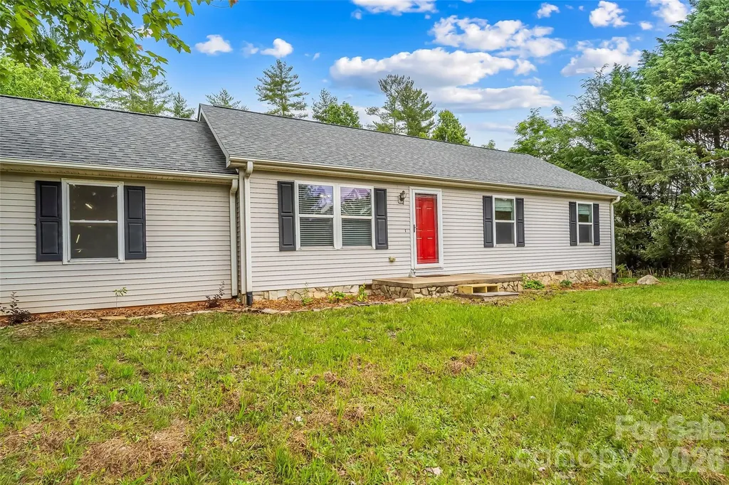 2610 Bear Creek Road Marshall NC 28753