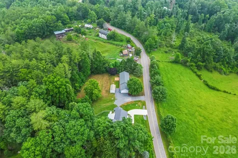 2610 Bear Creek Road Marshall NC 28753