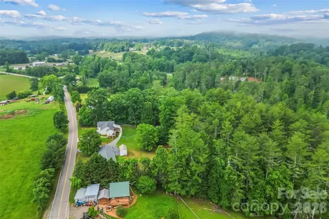 2610 Bear Creek Road Marshall NC 28753