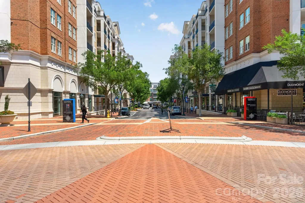 4625 Piedmont Row Drive Charlotte NC 28210