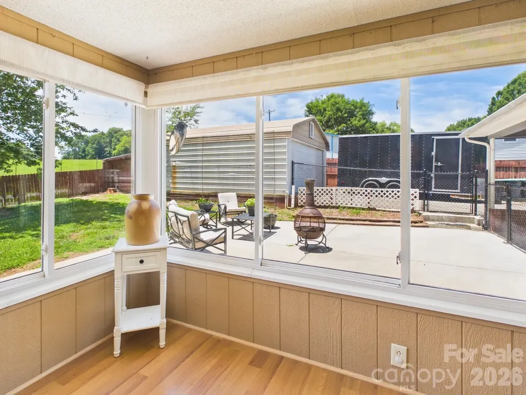19 Pinecrest Court Taylorsville NC 28681
