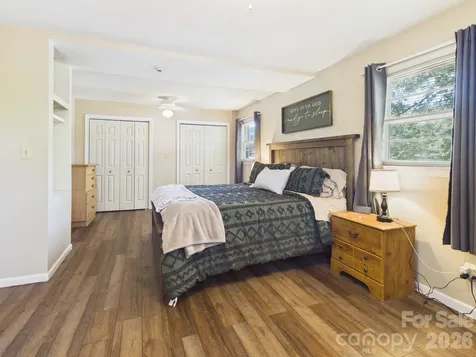 19 Pinecrest Court Taylorsville NC 28681