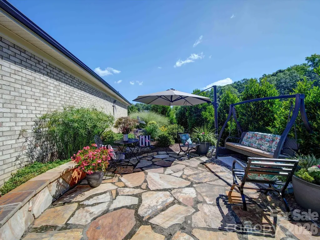 5218 Courtyard Lane Belmont NC 28012