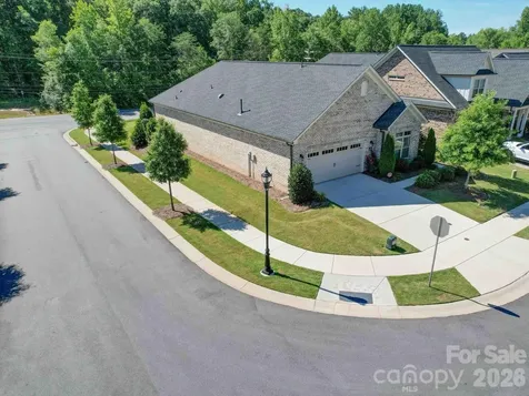 5218 Courtyard Lane Belmont NC 28012