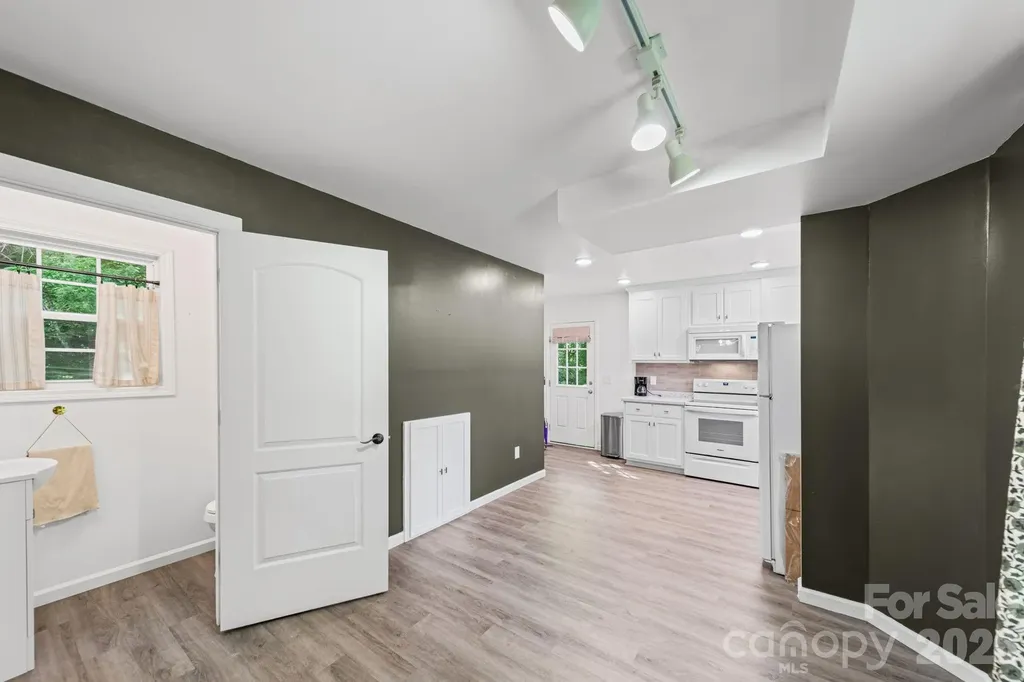 308 E 10th Street Oakboro NC 28129
