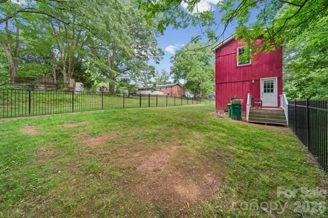 308 E 10th Street Oakboro NC 28129