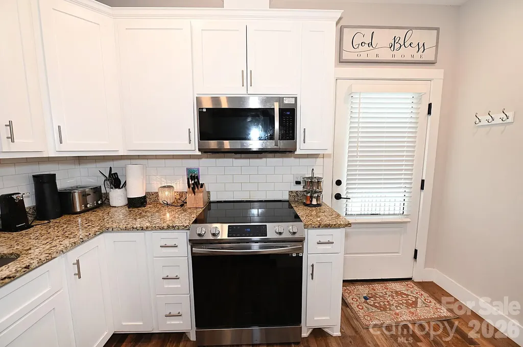 28 Cottage Court Granite Falls NC 28630