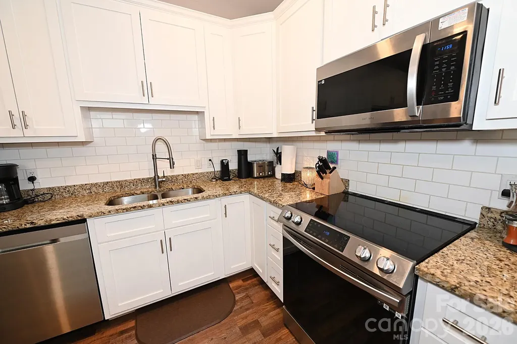 28 Cottage Court Granite Falls NC 28630