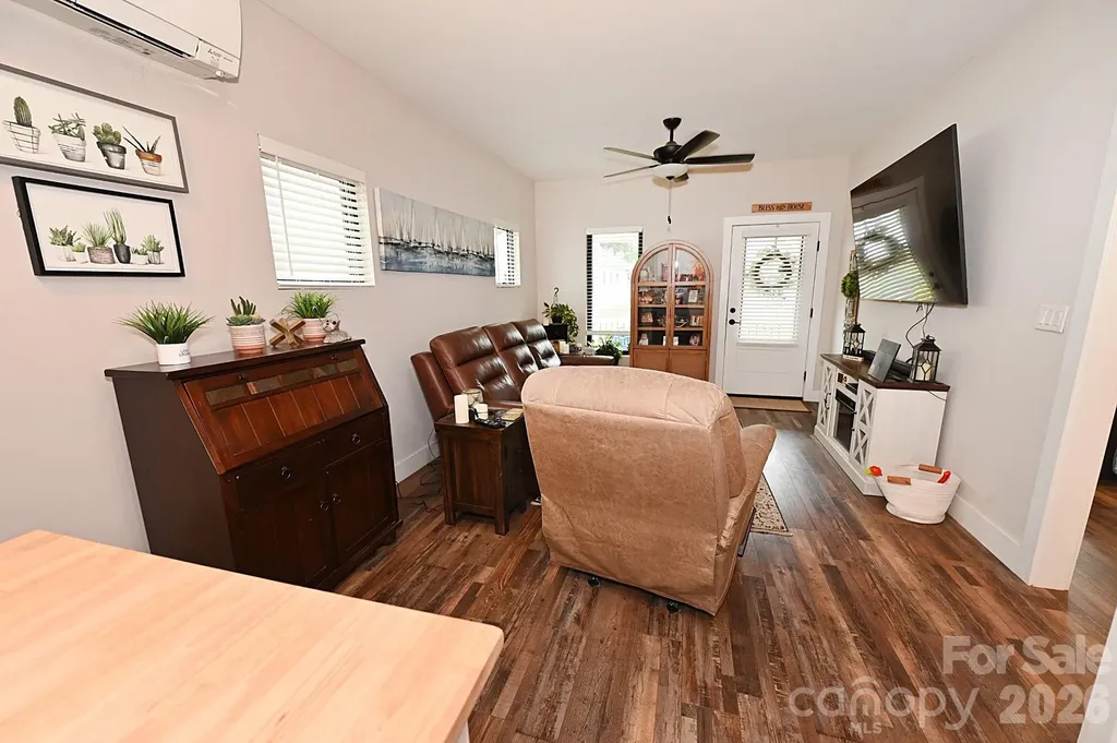 28 Cottage Court Granite Falls NC 28630