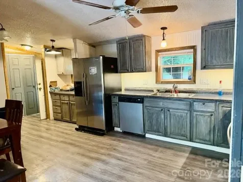 19 Dot Street Clyde NC 28721