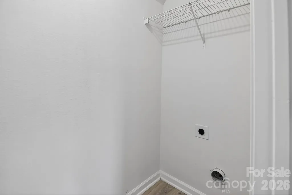 1911 Flushing Court Charlotte NC 28215