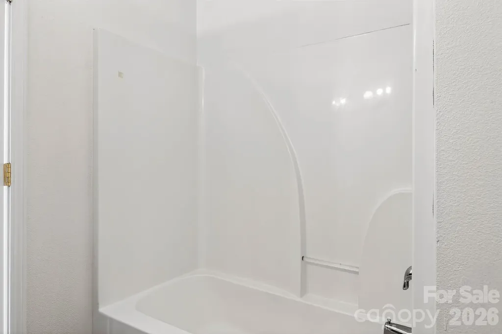 1911 Flushing Court Charlotte NC 28215