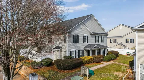 1911 Flushing Court Charlotte NC 28215