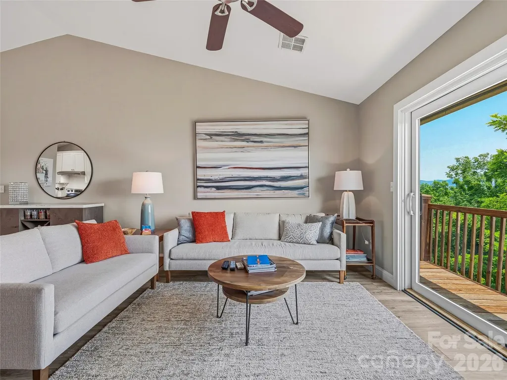 536 Windswept Drive Asheville NC 28801