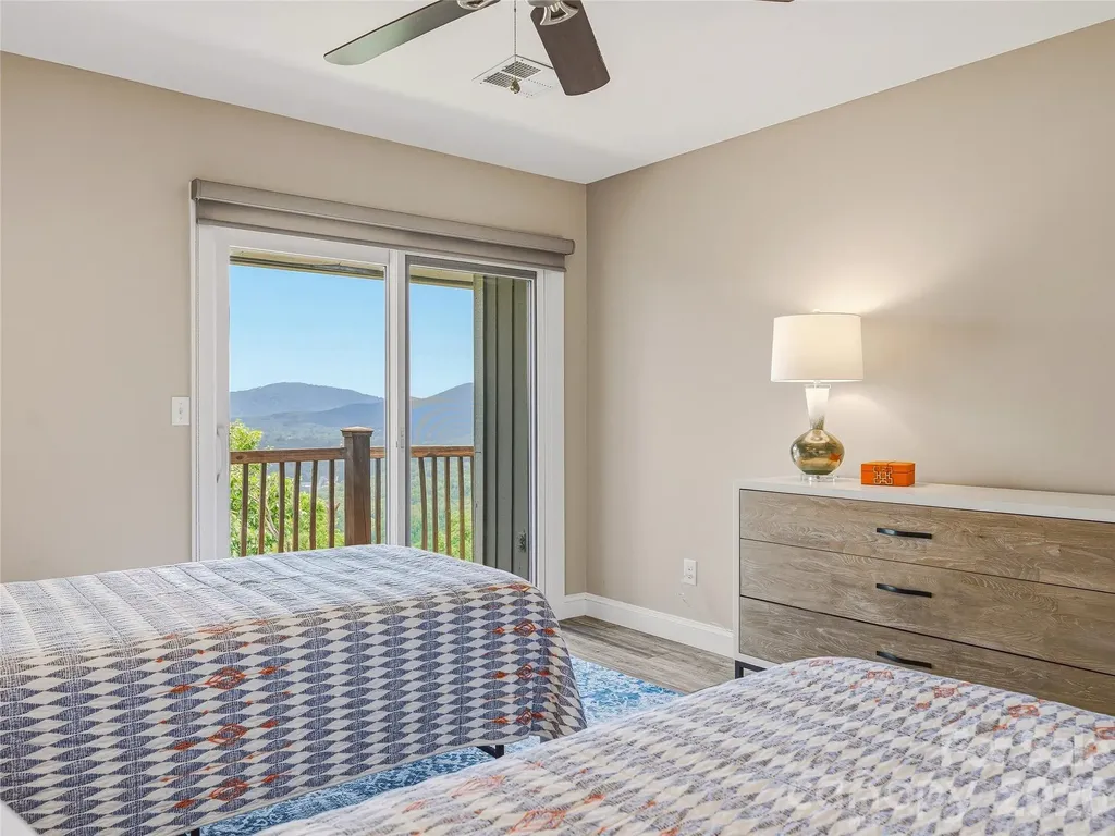 536 Windswept Drive Asheville NC 28801