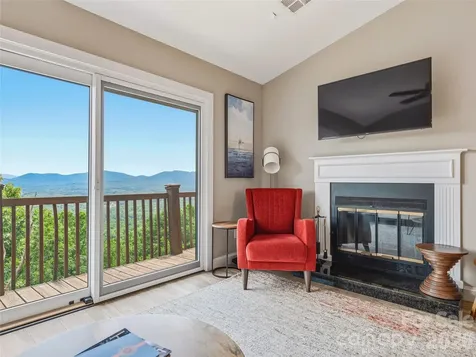 536 Windswept Drive Asheville NC 28801