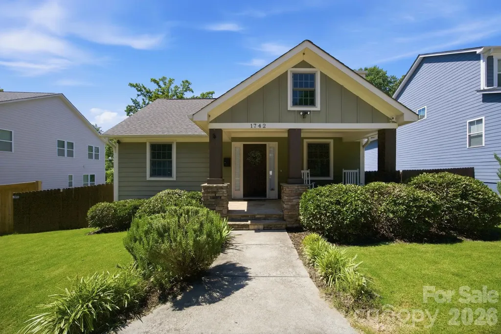 1742 Dunkirk Drive Charlotte NC 28203