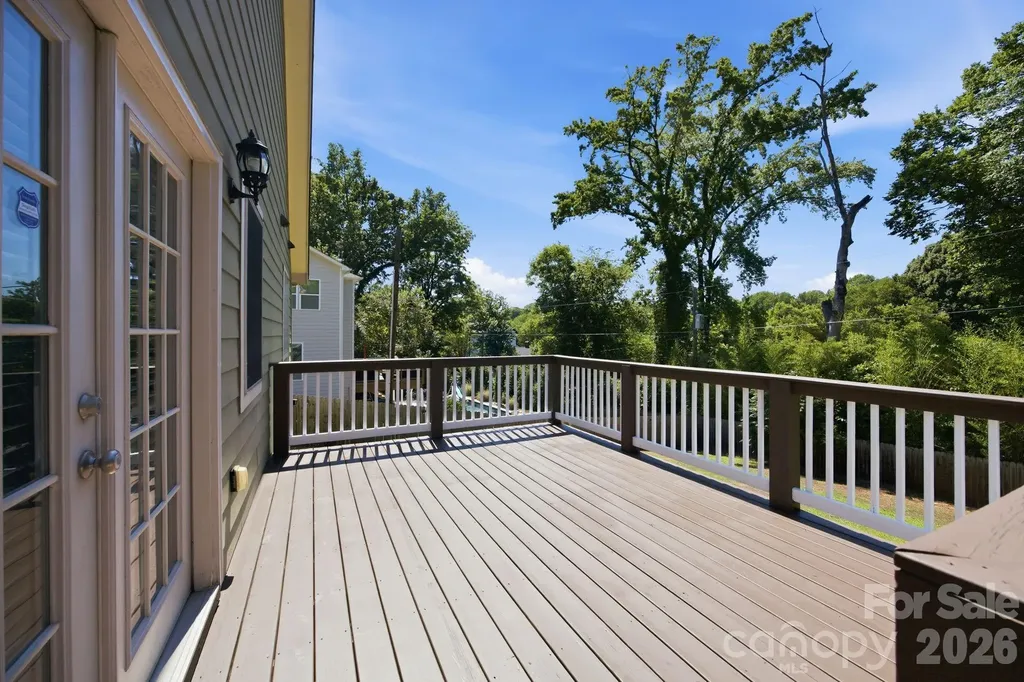 1742 Dunkirk Drive Charlotte NC 28203