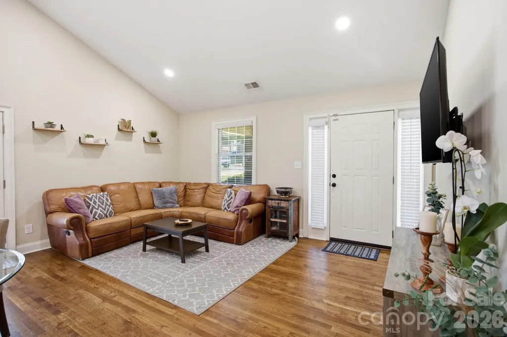 1742 Dunkirk Drive Charlotte NC 28203