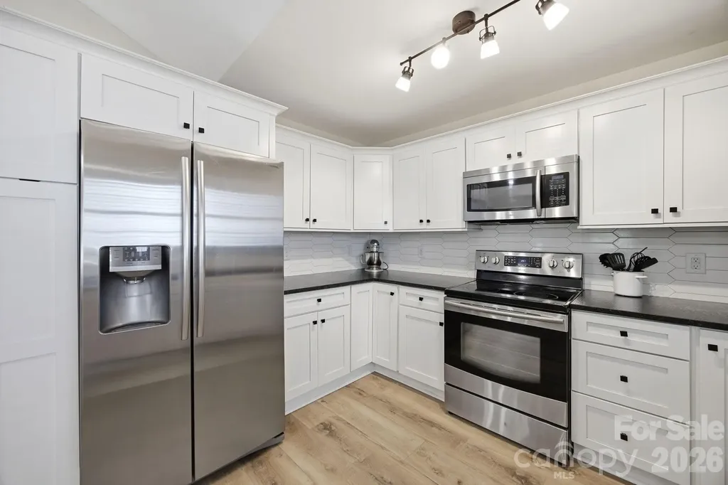 1742 Dunkirk Drive Charlotte NC 28203