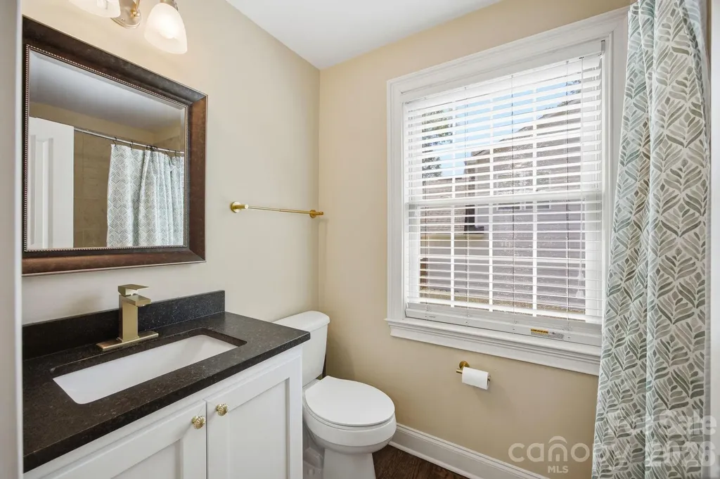 1742 Dunkirk Drive Charlotte NC 28203