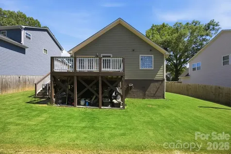 1742 Dunkirk Drive Charlotte NC 28203