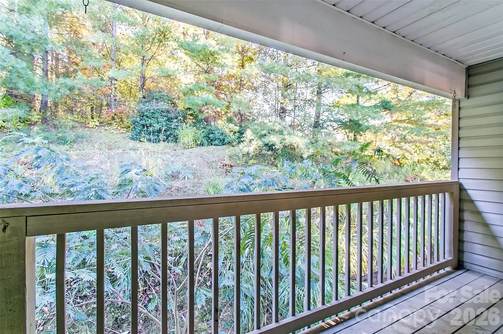 605 Carlyle Way Asheville NC 28803
