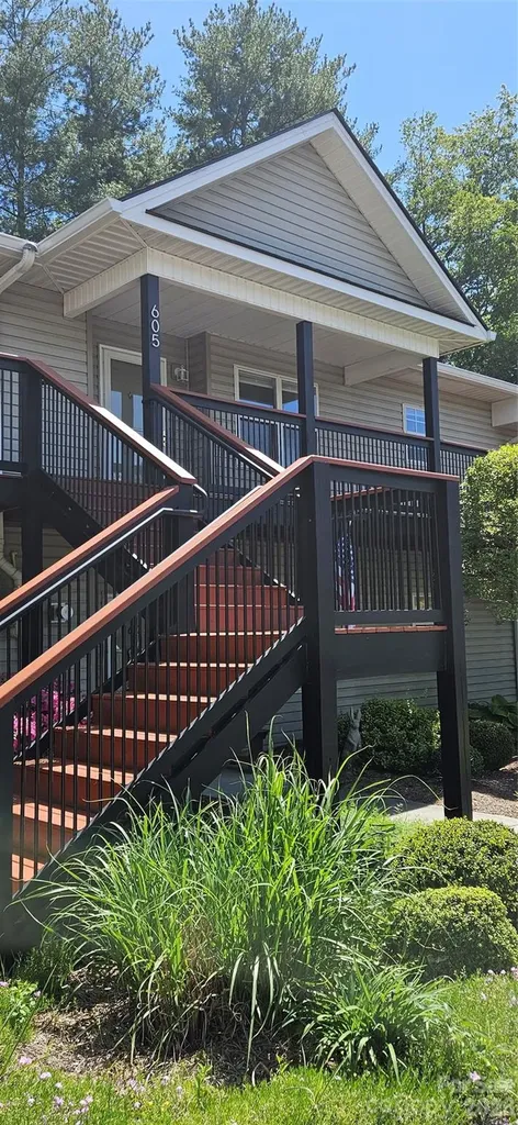 605 Carlyle Way Asheville NC 28803