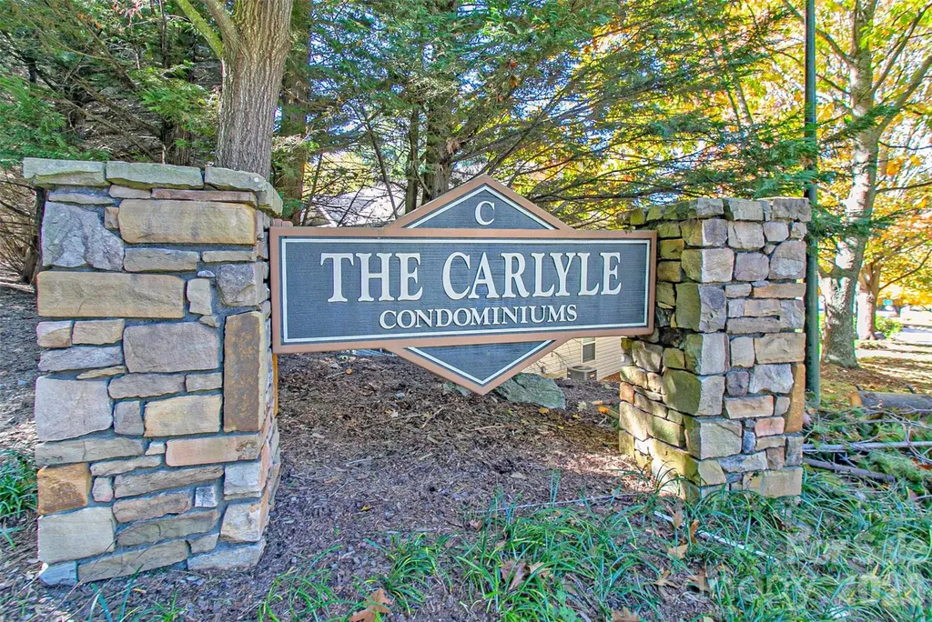 605 Carlyle Way Asheville NC 28803