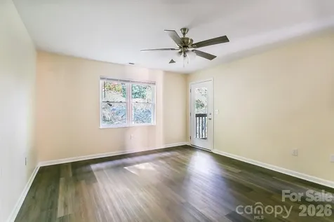 605 Carlyle Way Asheville NC 28803