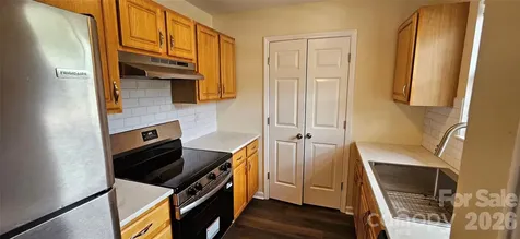 605 Carlyle Way Asheville NC 28803