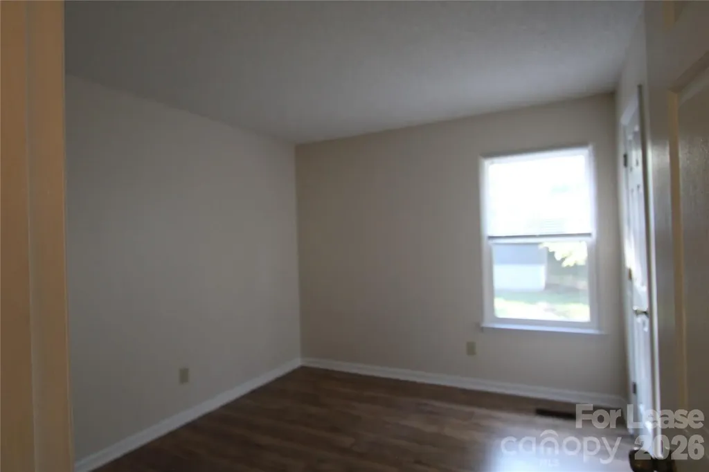 1513 Pine Mountain Road Charlotte NC 28214
