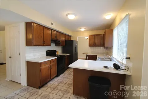 1513 Pine Mountain Road Charlotte NC 28214