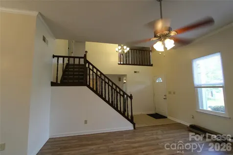 1513 Pine Mountain Road Charlotte NC 28214