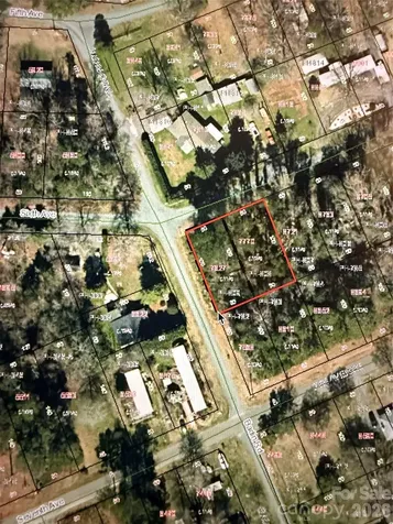 00 Sixth Avenue New London NC 28127