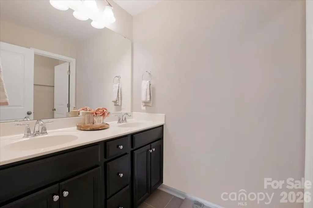 17534 Austins Creek Drive Charlotte NC 28278