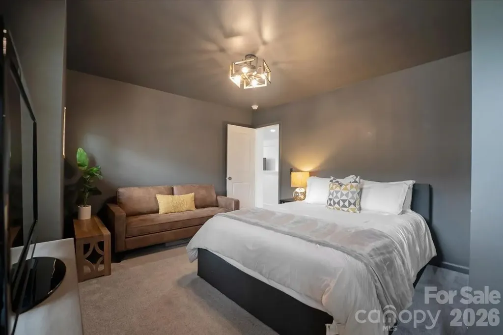 17534 Austins Creek Drive Charlotte NC 28278