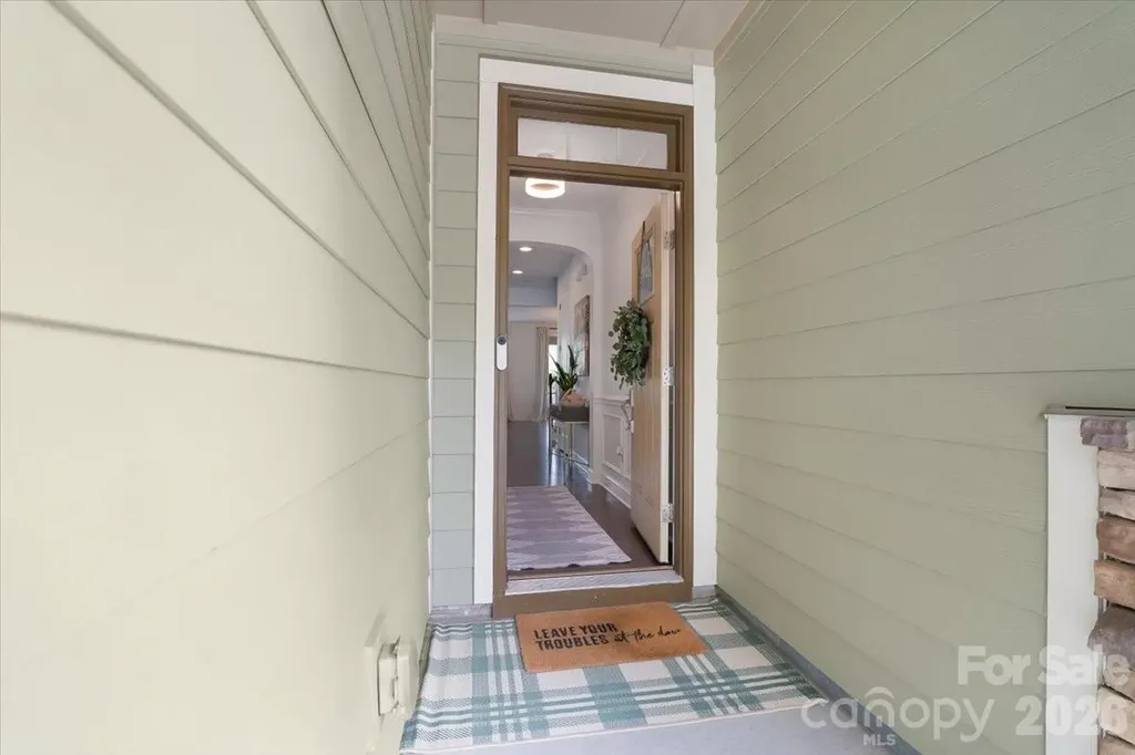 17534 Austins Creek Drive Charlotte NC 28278