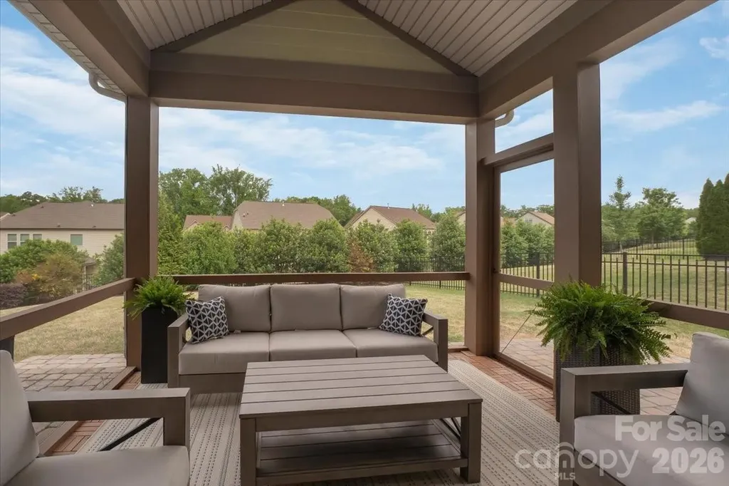 17534 Austins Creek Drive Charlotte NC 28278